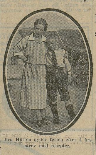 Augusta sammen med sønnen Ernst. Foto fra Dagbladet 13. juni 1931.
